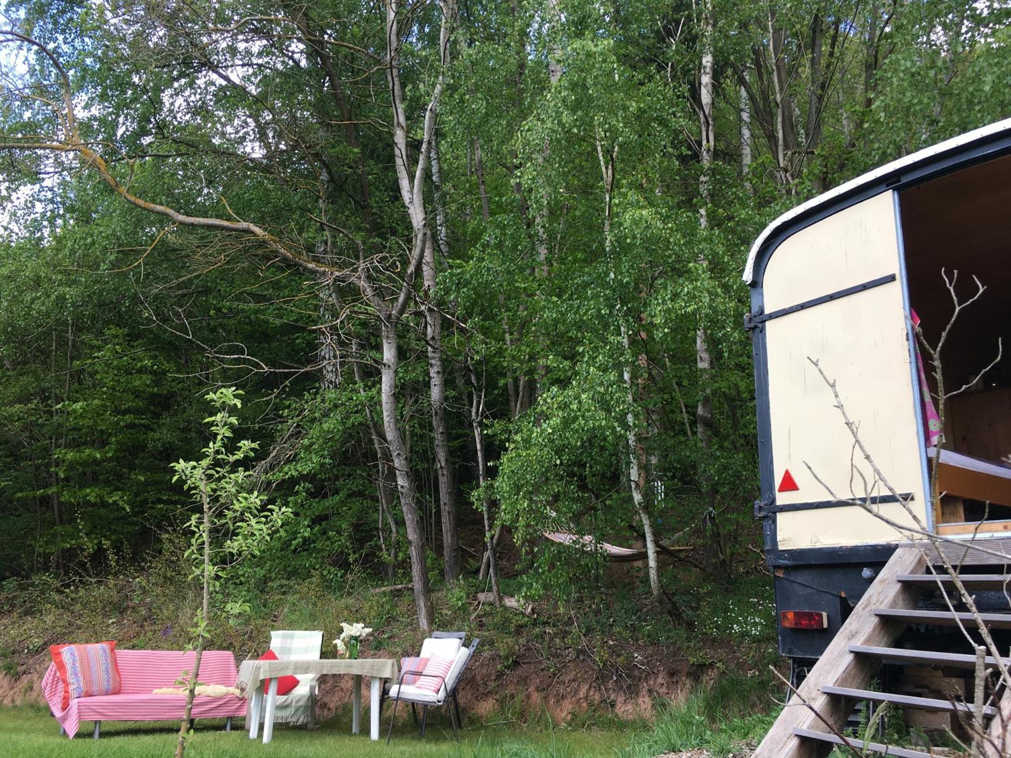 Kuscheliger Zirkuswagen Im Wildgarten Витценхаузен Екстериор снимка